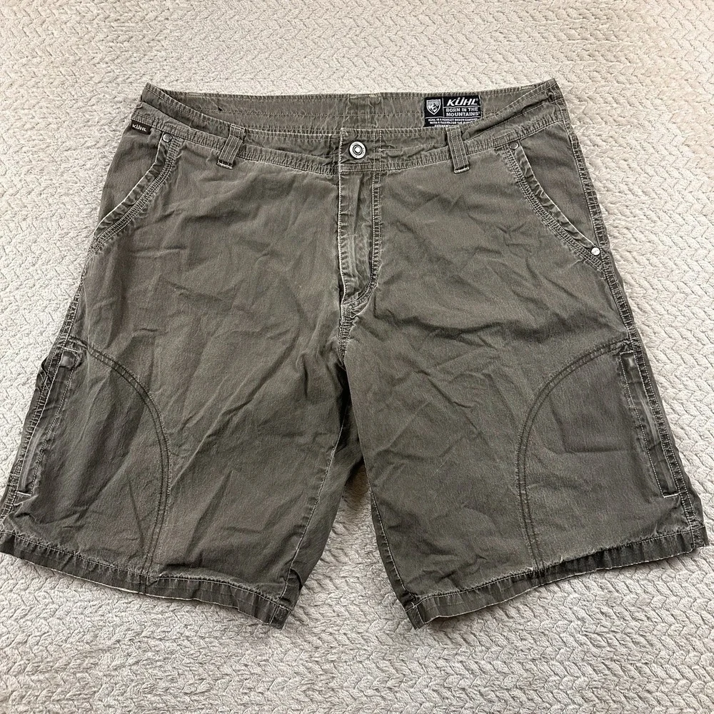 Kuhl Men's Vintage Patina Dye‎ Hiking Shorts Zip Cargo Pockets Size 36 Olive